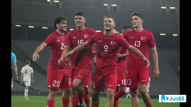 Ai sẽ tỏa sáng trong trận đấu giữa: Bulgaria vs Thổ Nhĩ Kỳ - và định đoạt số phận? 3 bulgaria vs tho nhi ky google 3054 featured